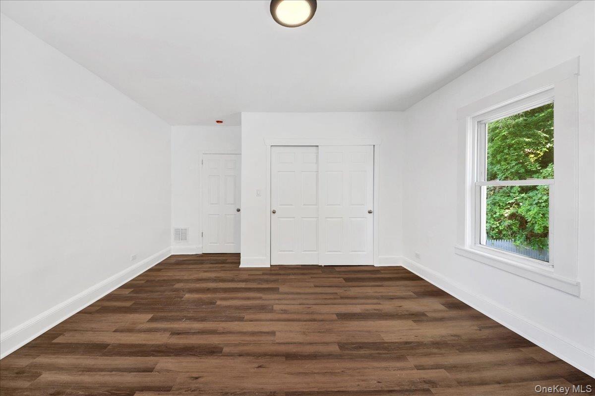 35 S Terrace Avenue – For Sale photo 14