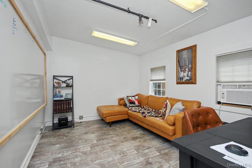 911 South Street – For Sale photo 7