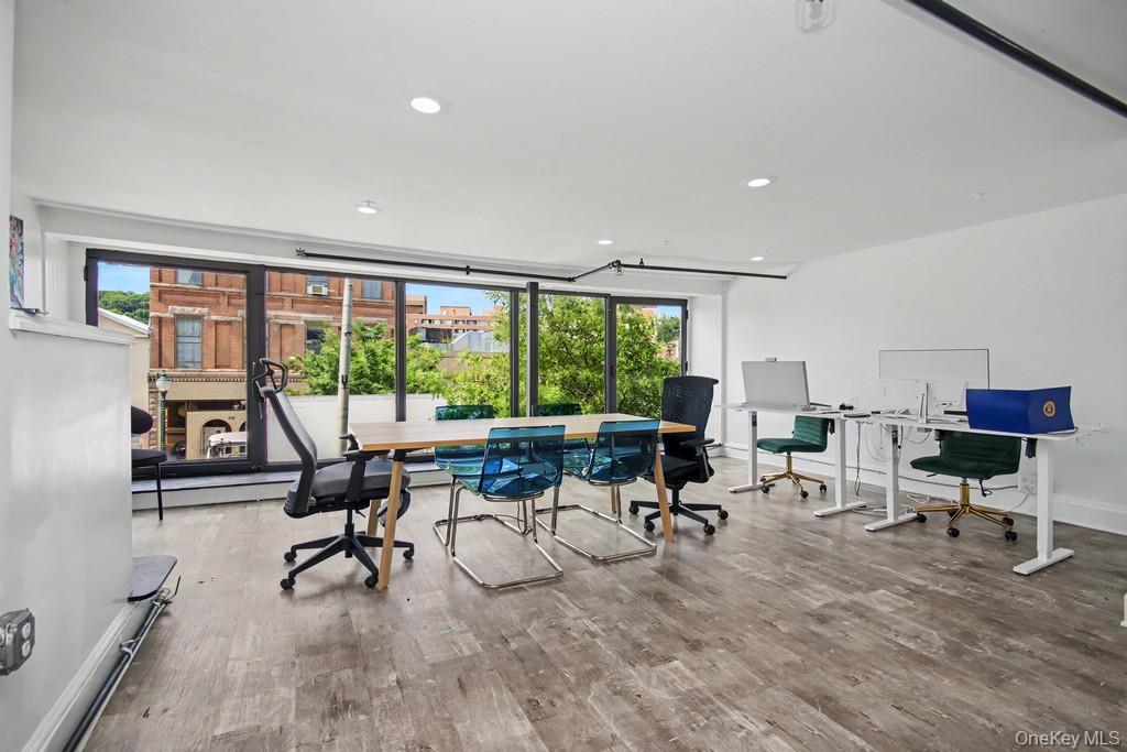 911 South Street – For Sale photo 9