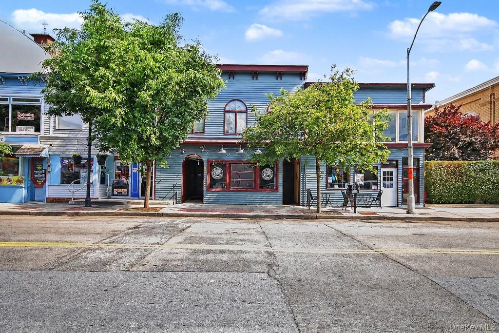 911 South Street – For Sale