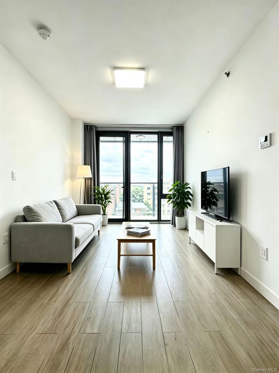 144-27 Sanford Avenue, Unit 6L photo 2