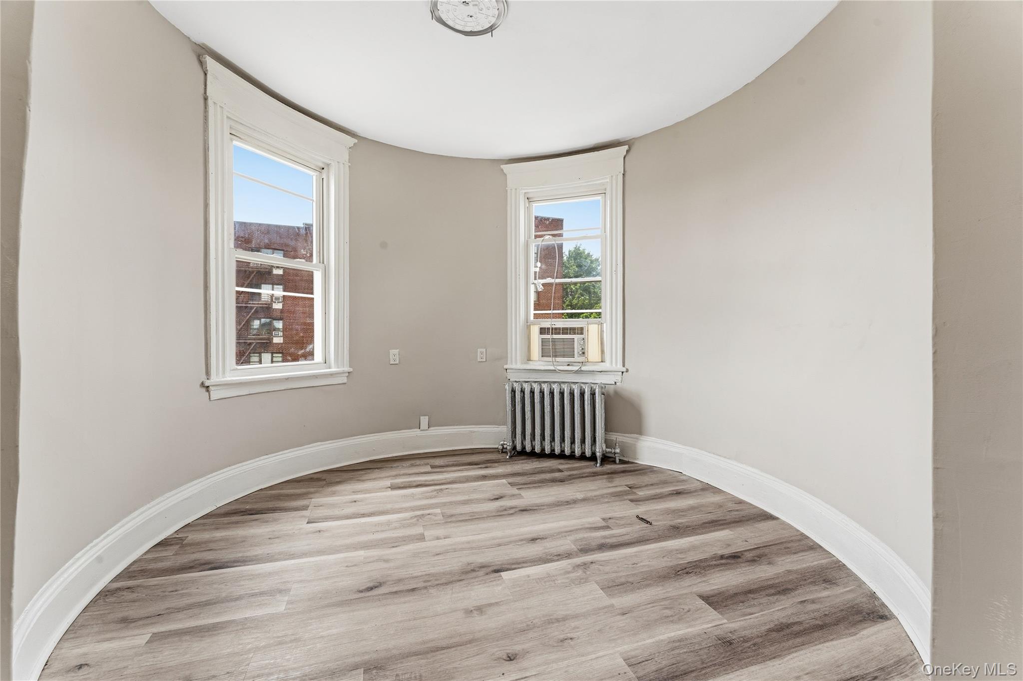 150 Bruce Avenue – For Sale photo 9