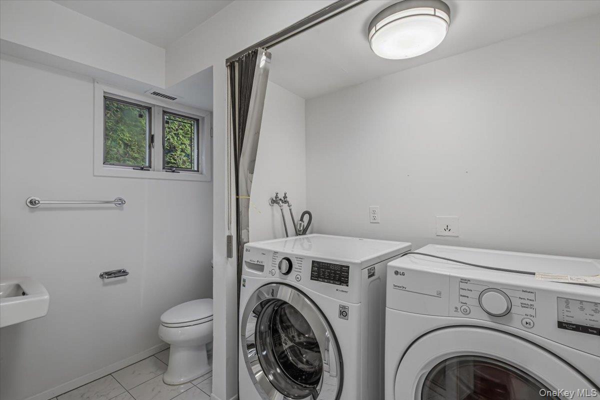 8 Hamilton Drive – For Sale photo 32