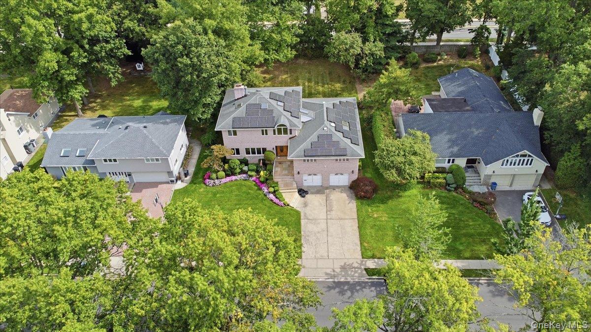 8 Hamilton Drive – For Sale photo 3