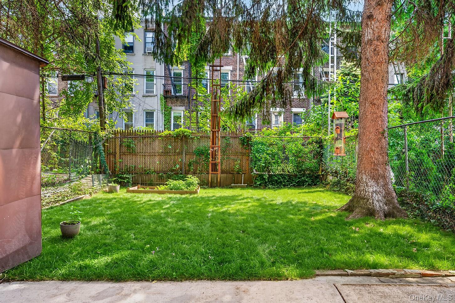 34 Sutton Street – For Sale photo 32