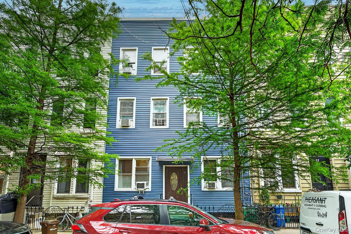 34 Sutton Street – For Sale