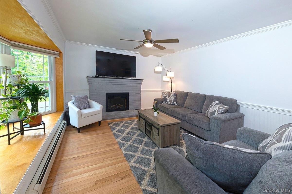 8 Van Cedar Street SE, Unit 8 photo 8