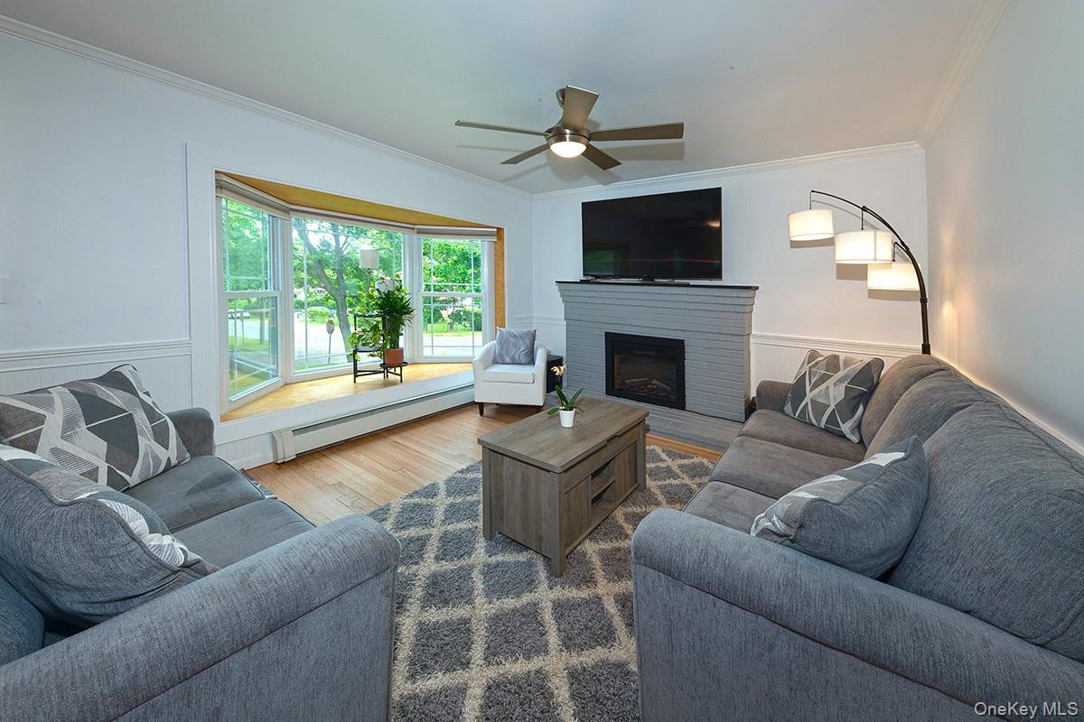 8 Van Cedar Street SE, Unit 8 photo 9