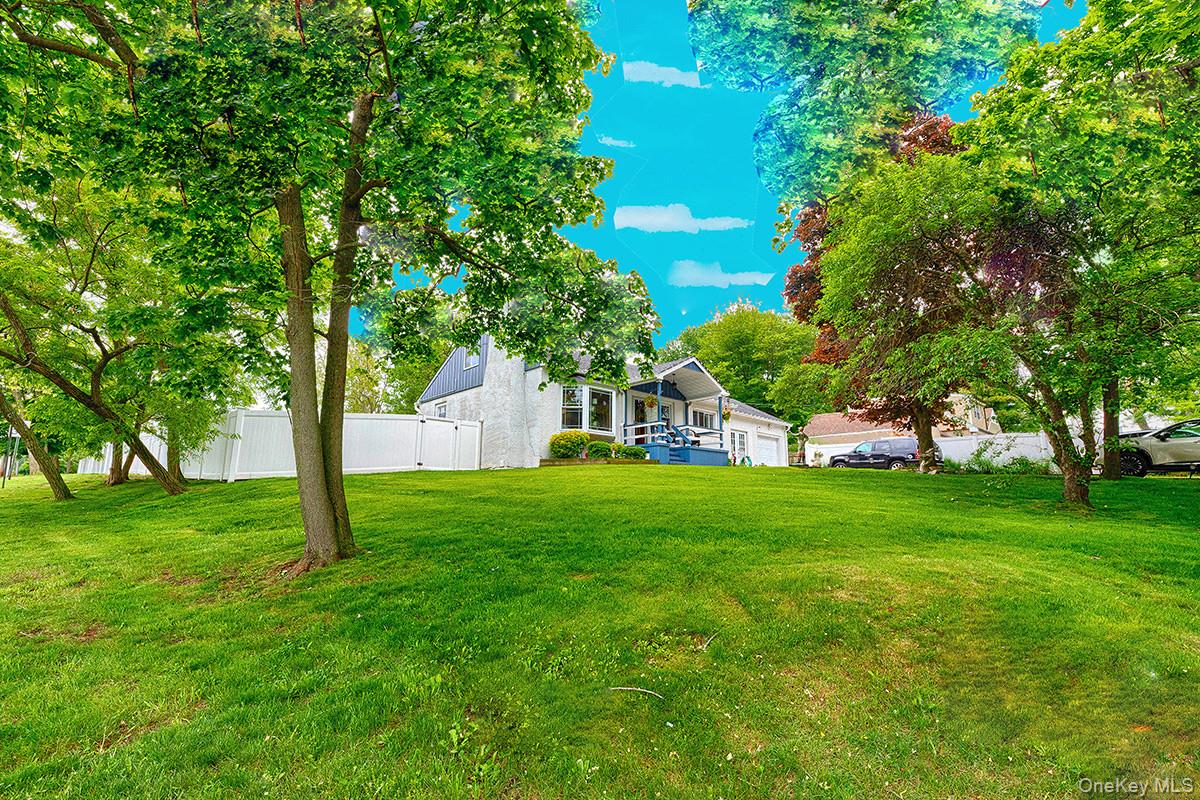 8 Van Cedar Street SE, Unit 8