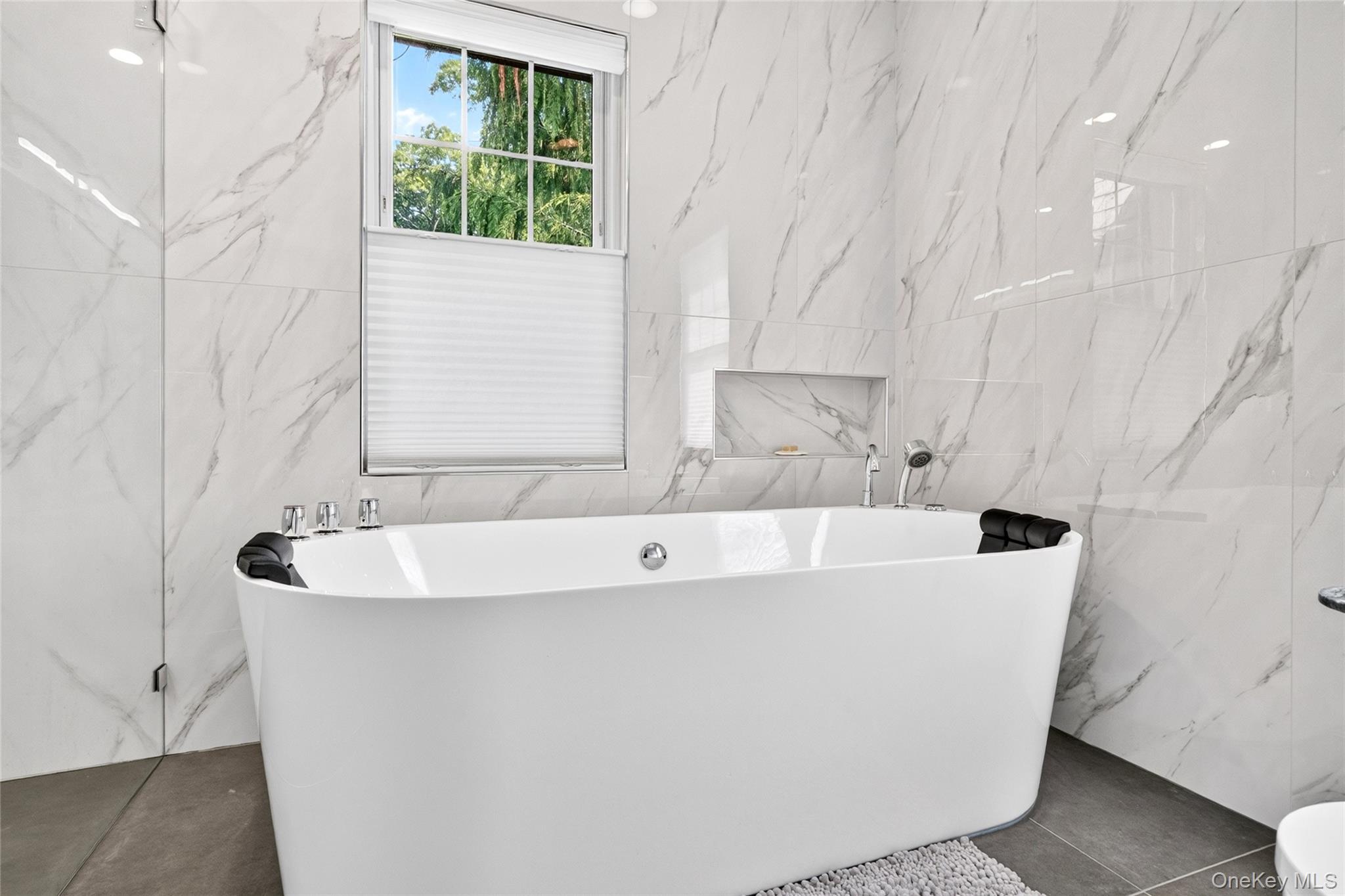 15 W Palisades Avenue – For Sale photo 22