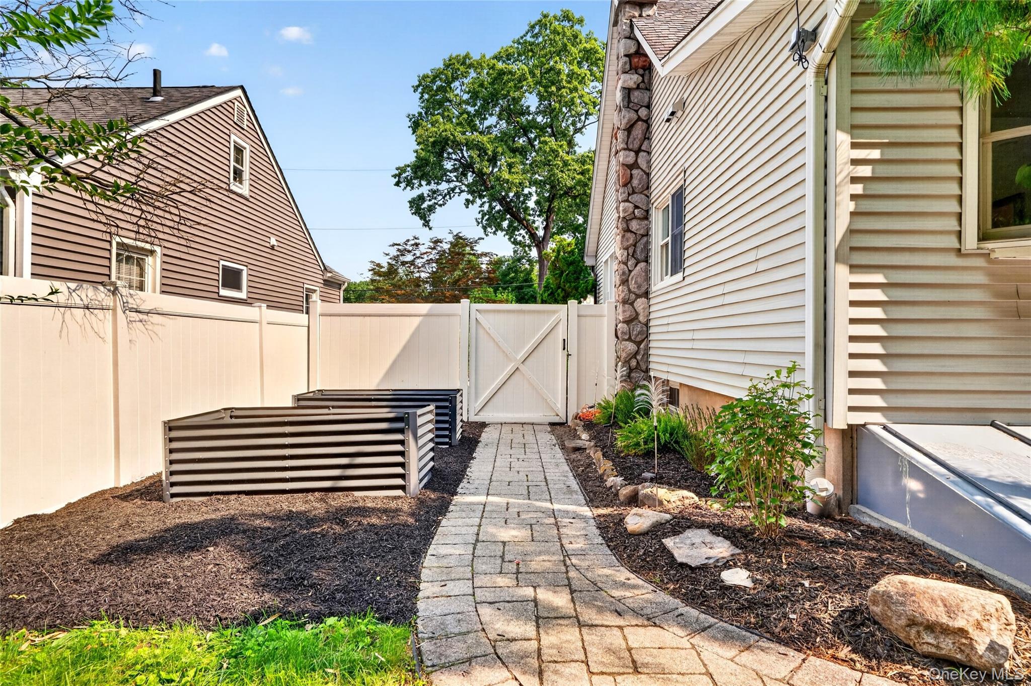 15 W Palisades Avenue – For Sale photo 44