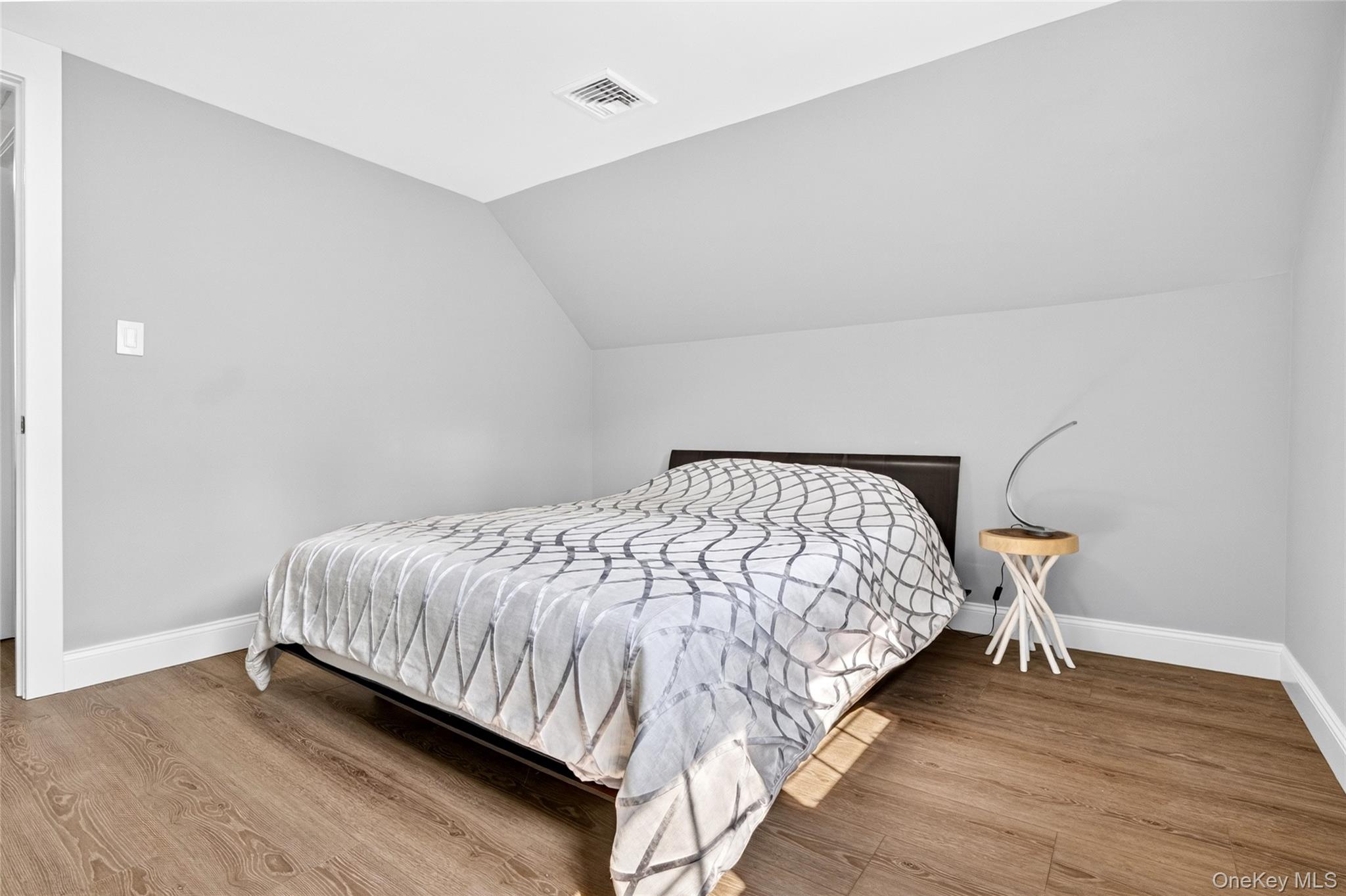 15 W Palisades Avenue – For Sale photo 30