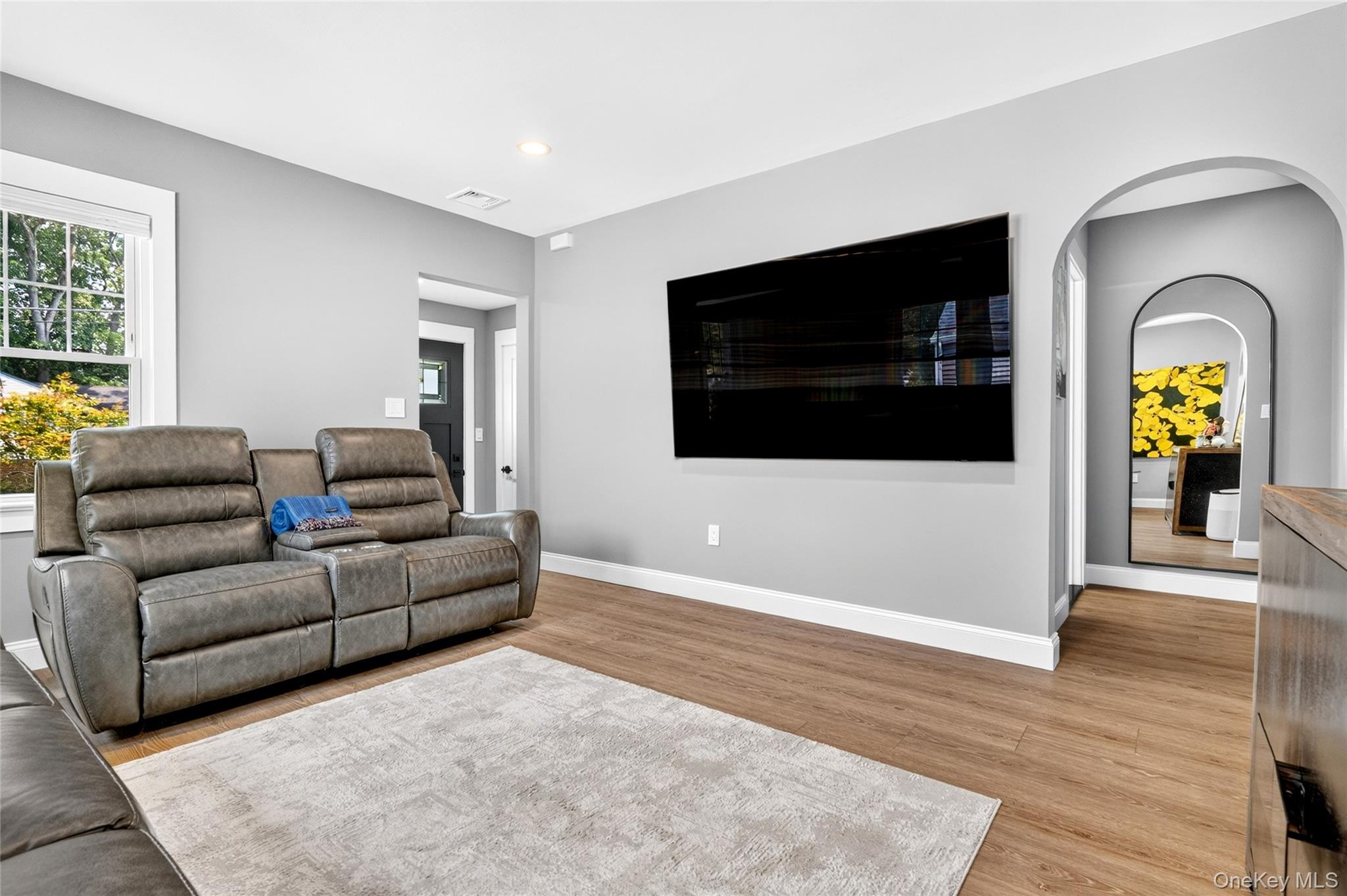 15 W Palisades Avenue – For Sale photo 6