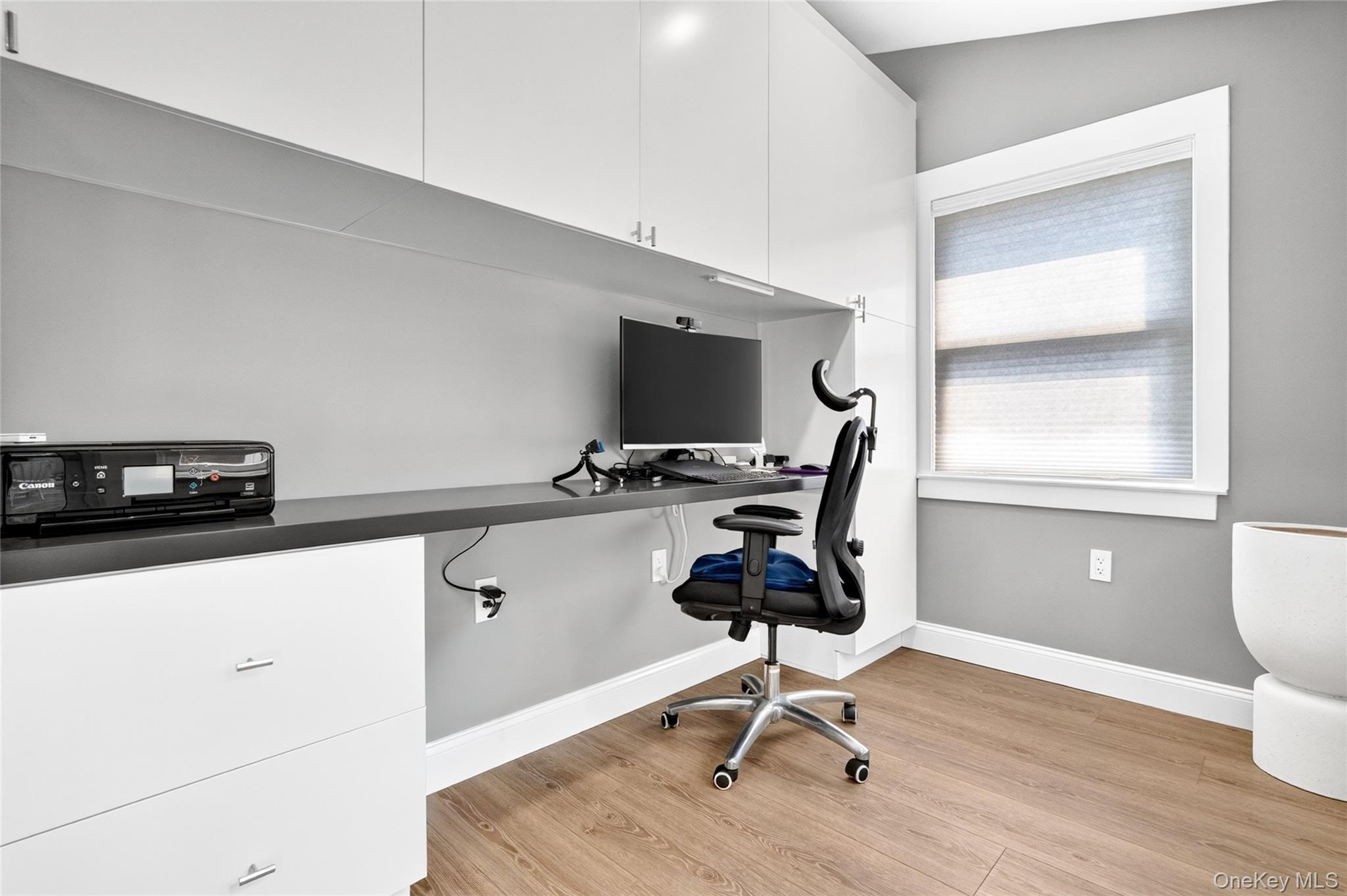 15 W Palisades Avenue – For Sale photo 16