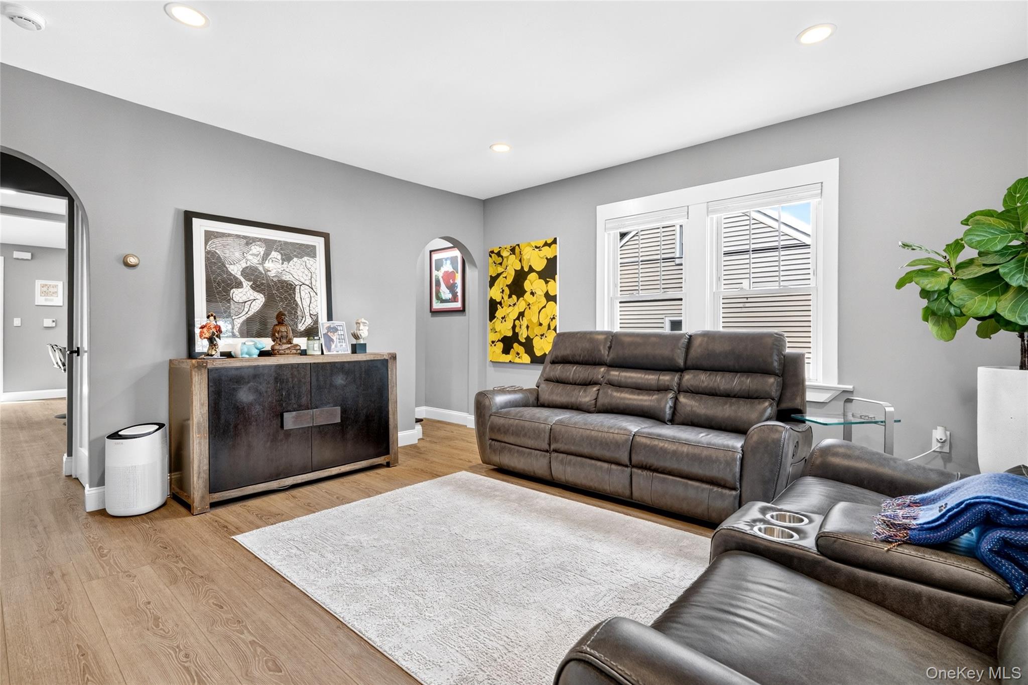 15 W Palisades Avenue – For Sale photo 4
