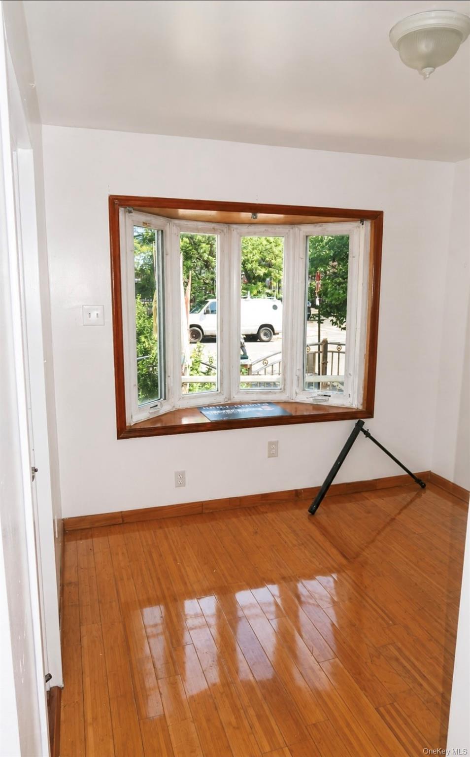 11403 111th Avenue – For Sale photo 9