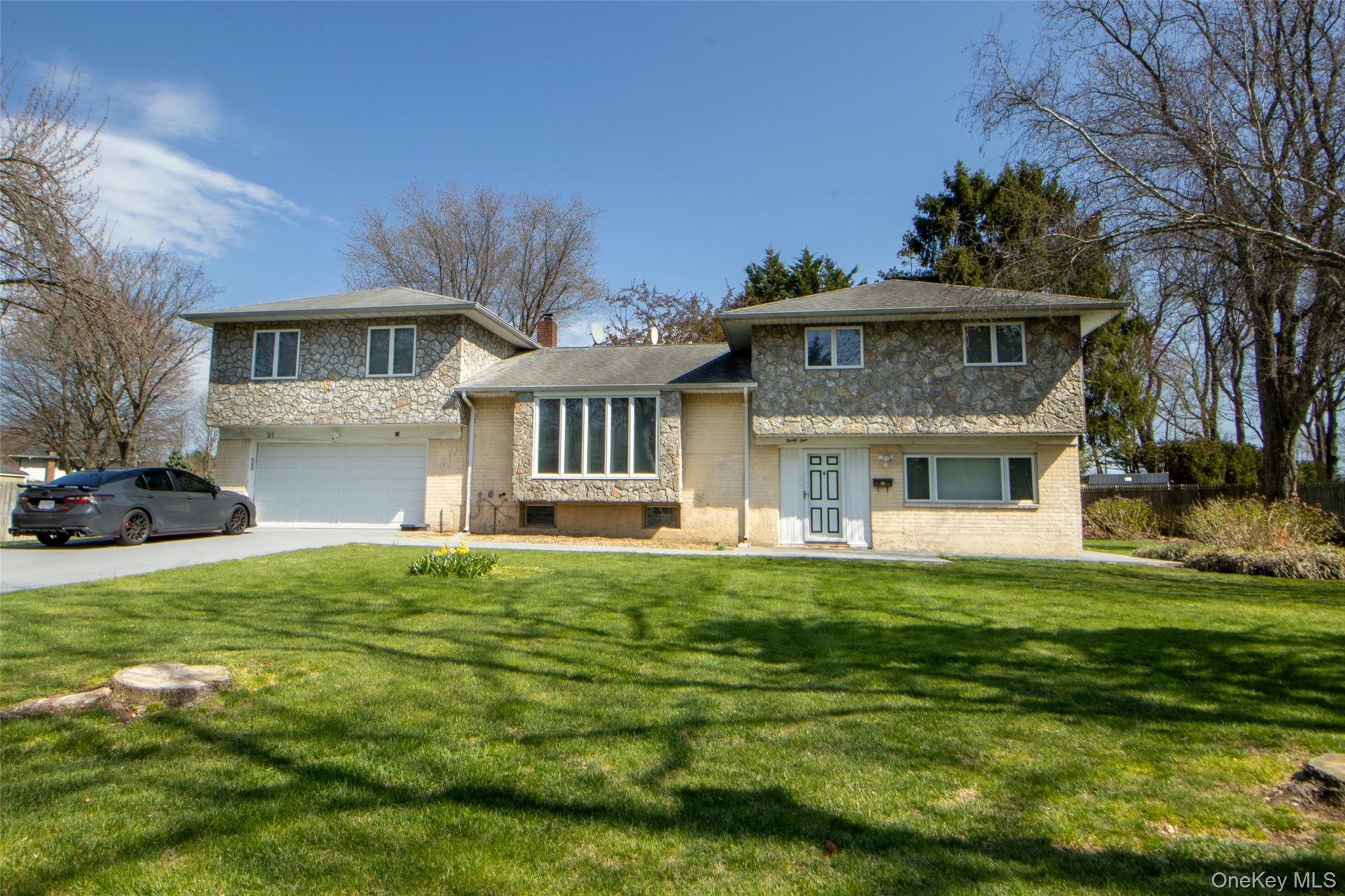 31 Cherrywood Drive – For Rent