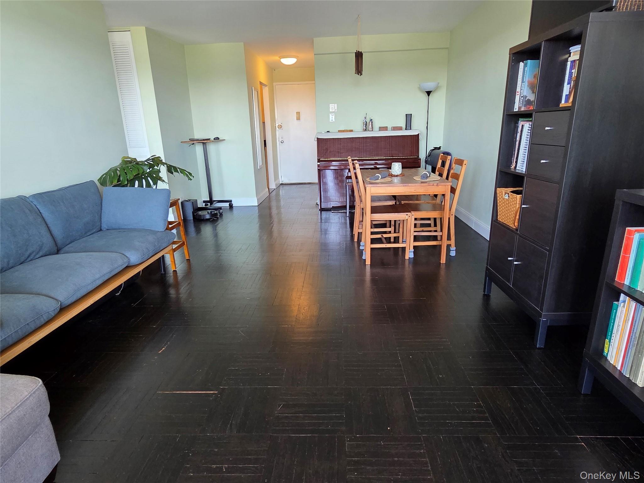 18-15 215th Street, Unit 16 C photo 6