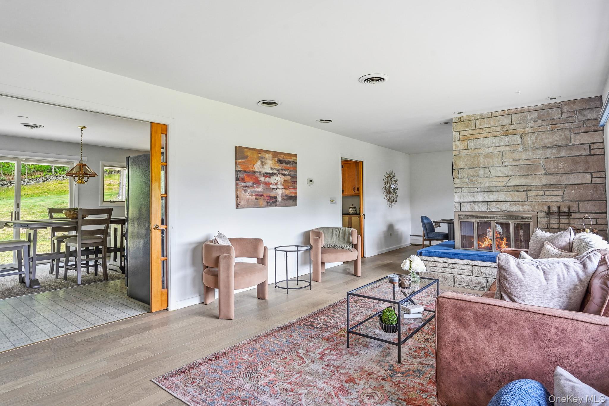 21 Vail Road – For Sale photo 4