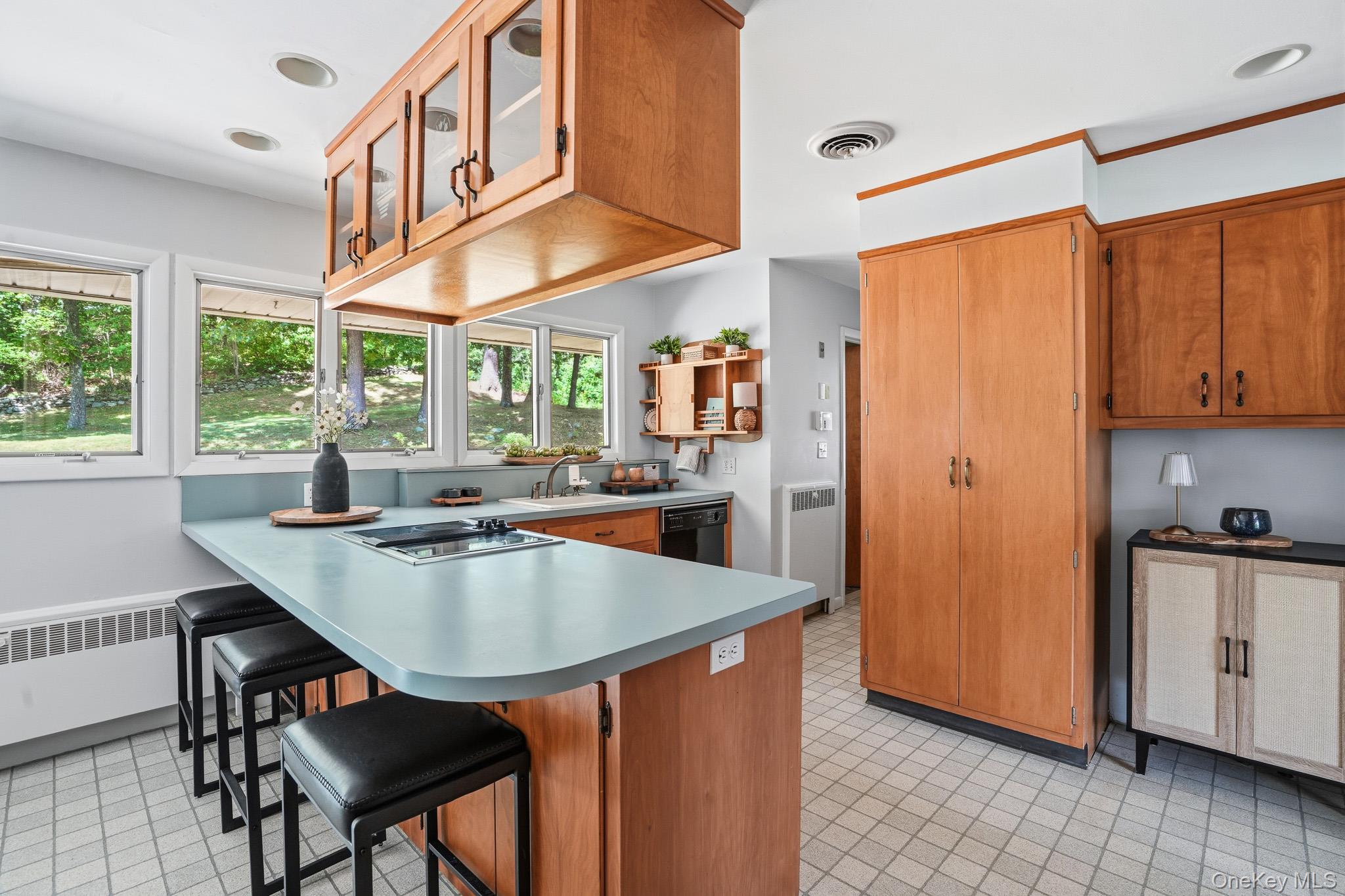 21 Vail Road – For Sale photo 13