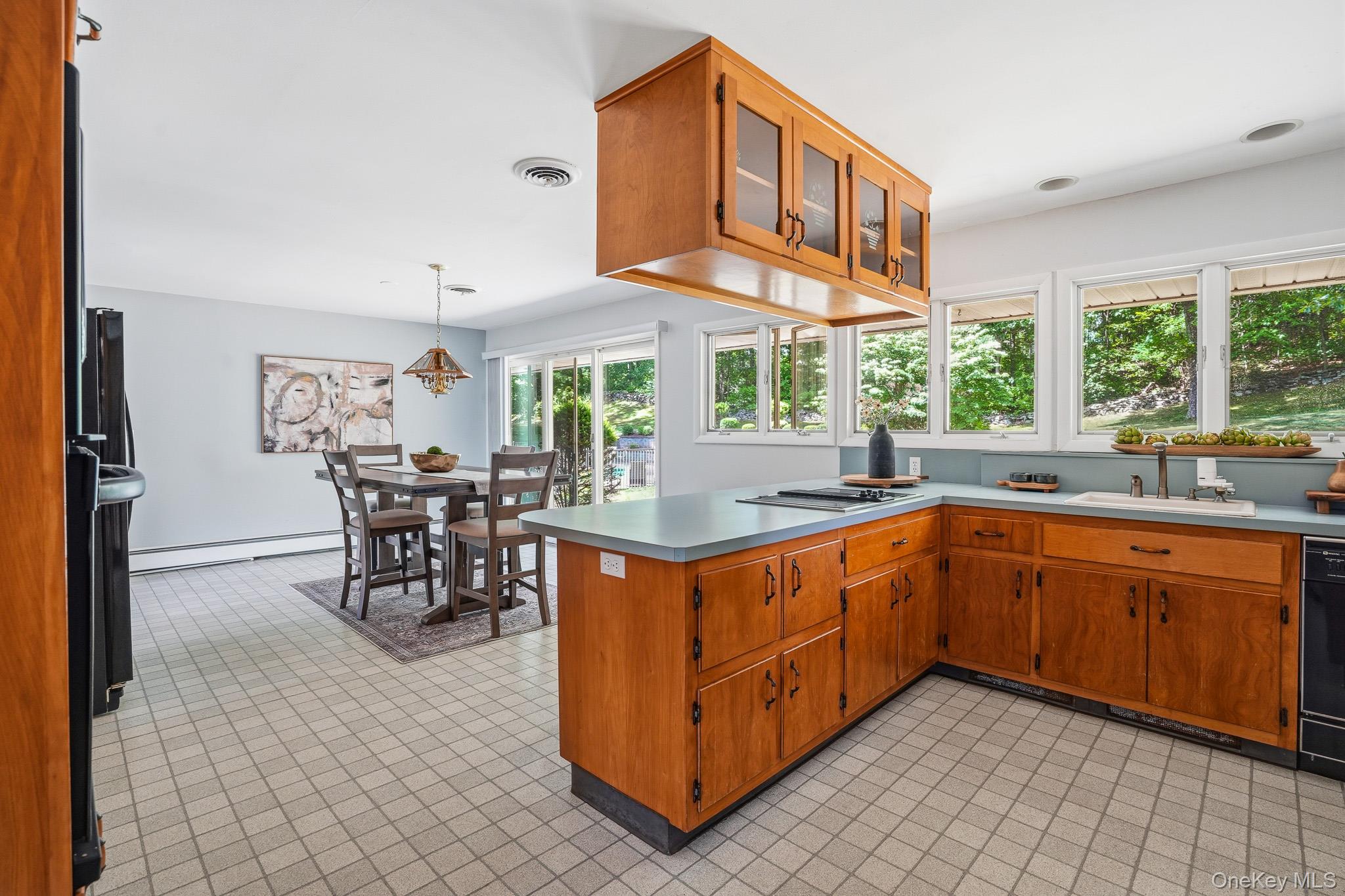 21 Vail Road – For Sale photo 11