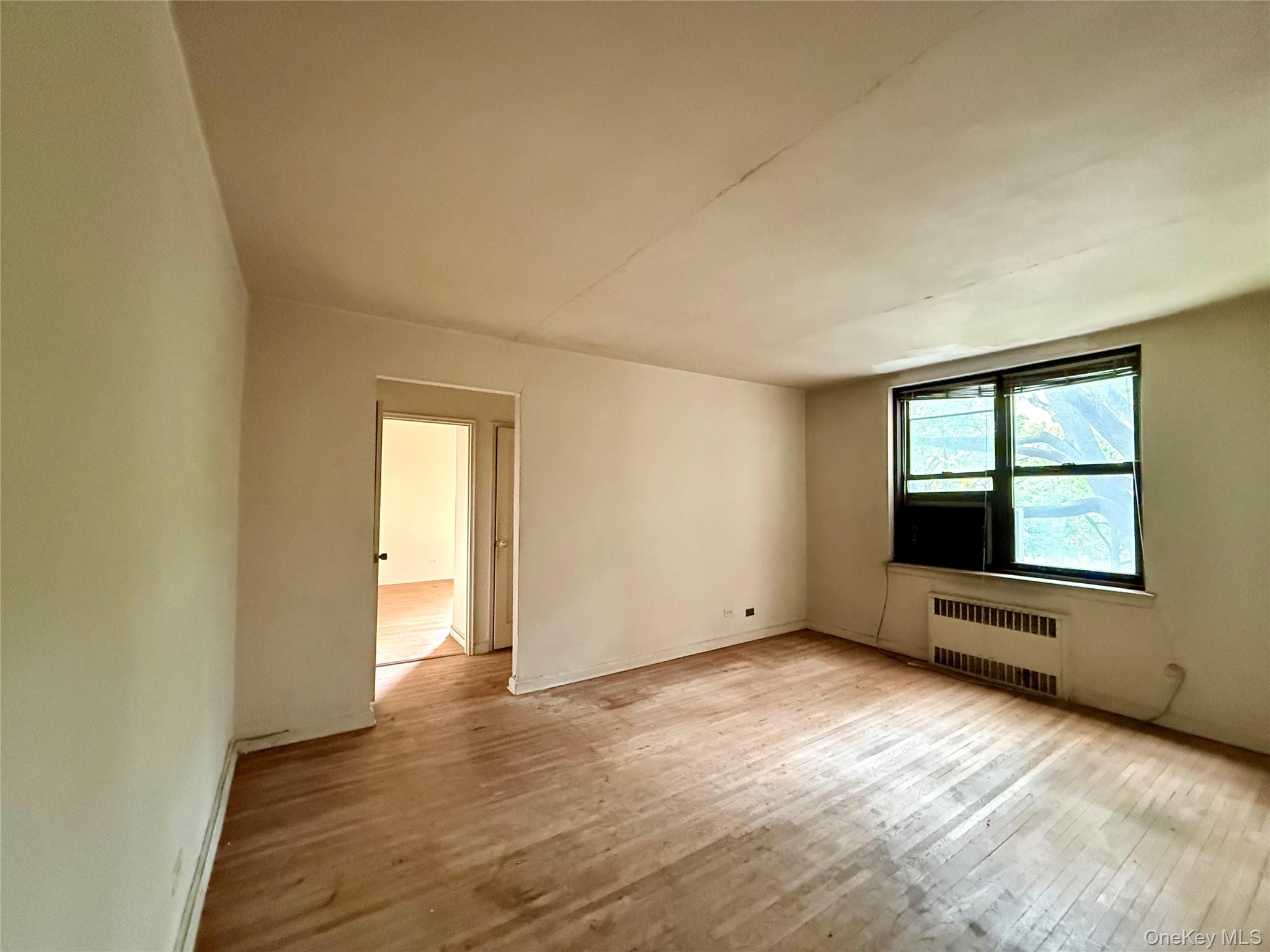 113-15 34th Avenue, Unit 1E photo 2