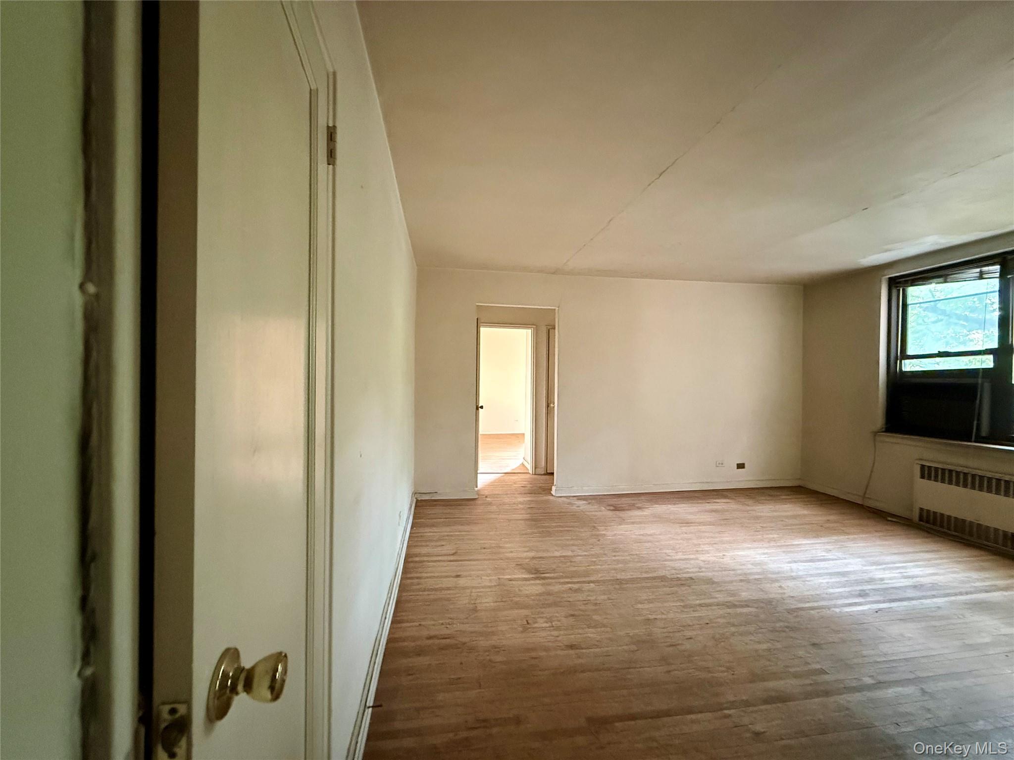 113-15 34th Avenue, Unit 1E photo 3