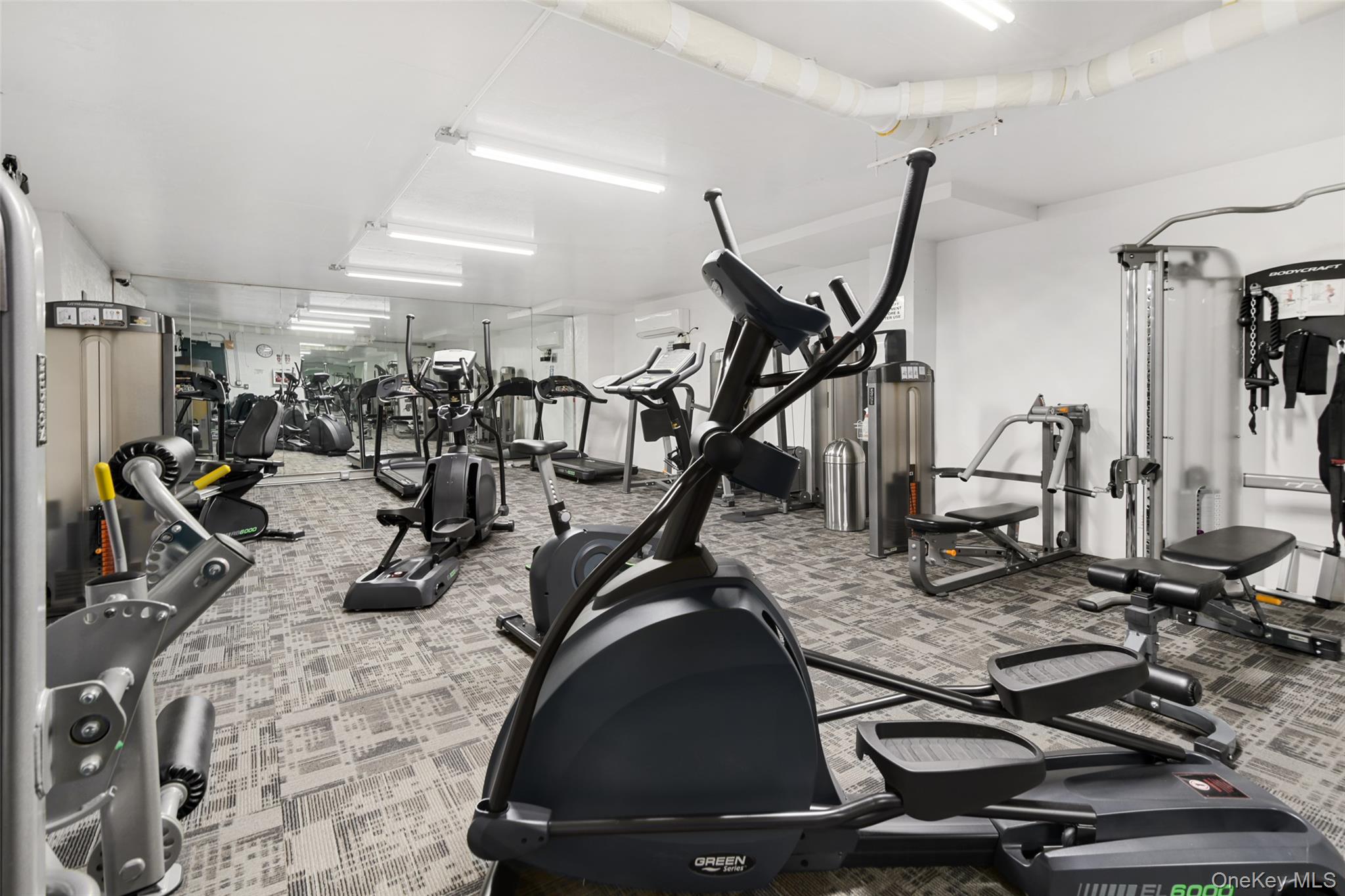 555 Kappock Street, Unit 9J photo 42