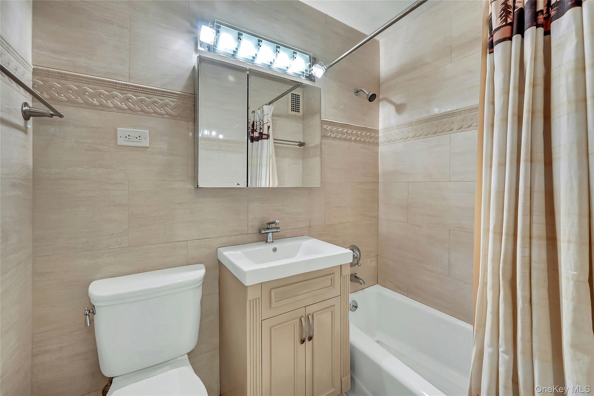 555 Kappock Street, Unit 9J photo 27