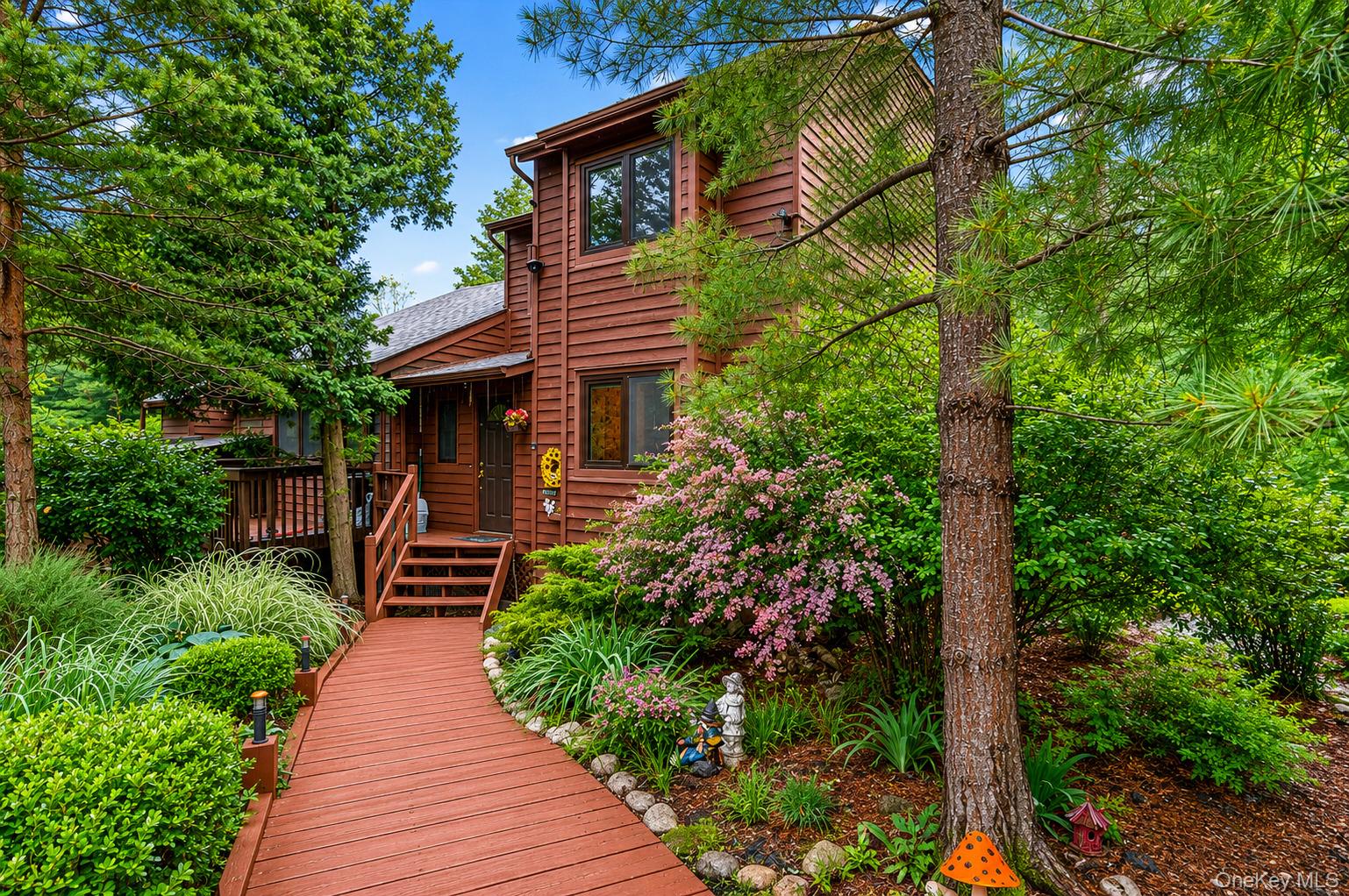 53 Meadowlark Lane – For Sale