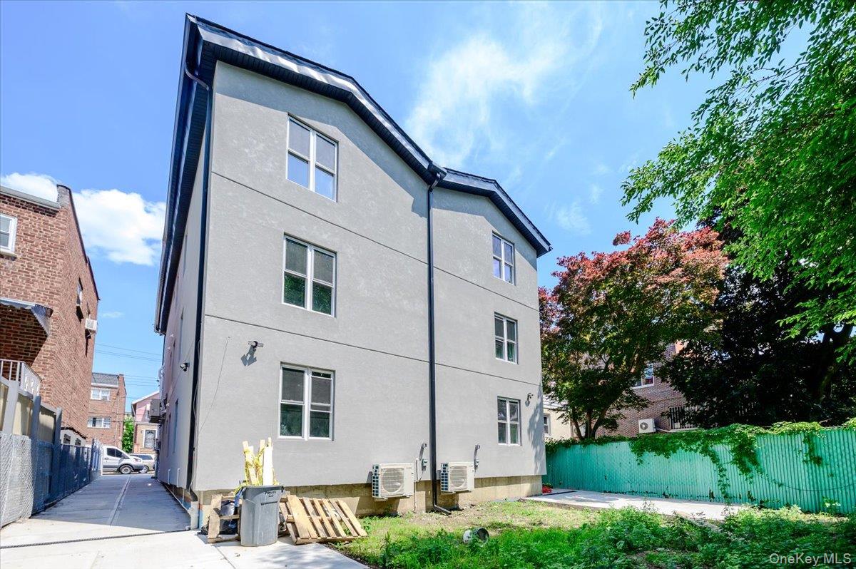 3039-3041 Young Avenue – For Sale photo 26