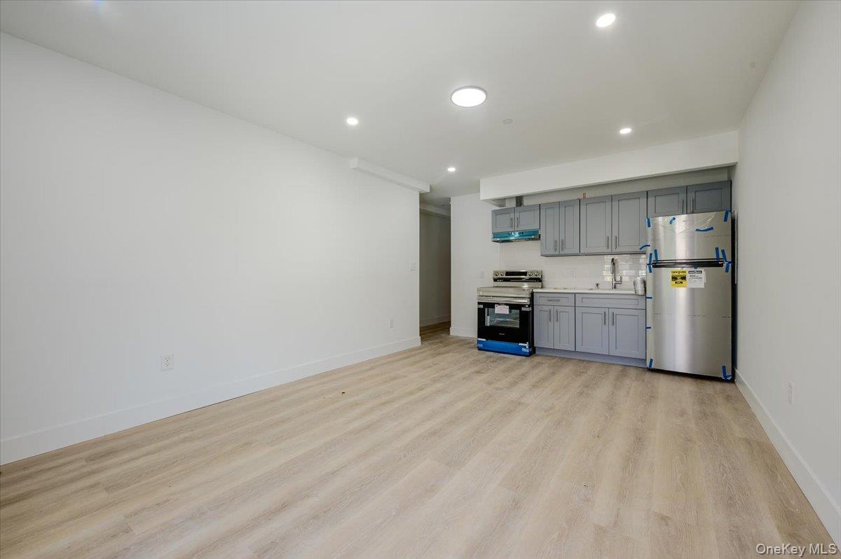 3039-3041 Young Avenue – For Sale photo 3