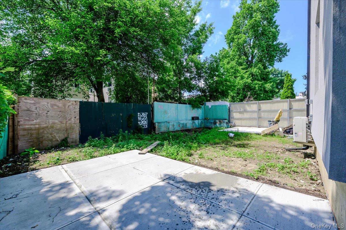 3039-3041 Young Avenue – For Sale photo 25