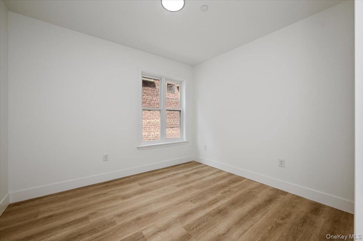 3039-3041 Young Avenue – For Sale photo 6