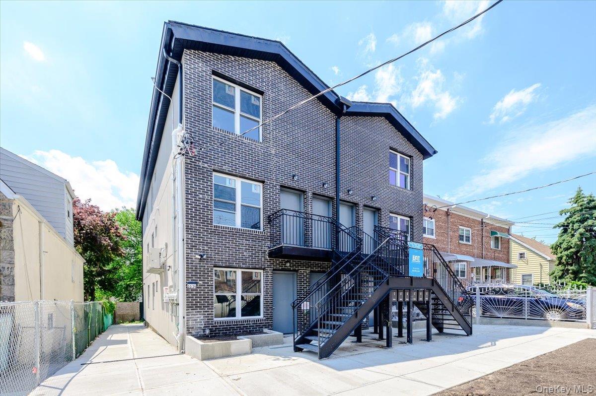 3039-3041 Young Avenue – For Sale photo 24