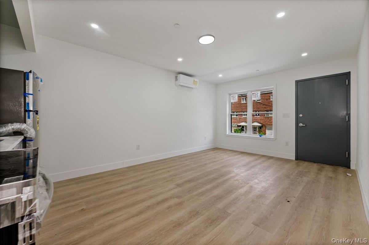 3039-3041 Young Avenue – For Sale photo 2