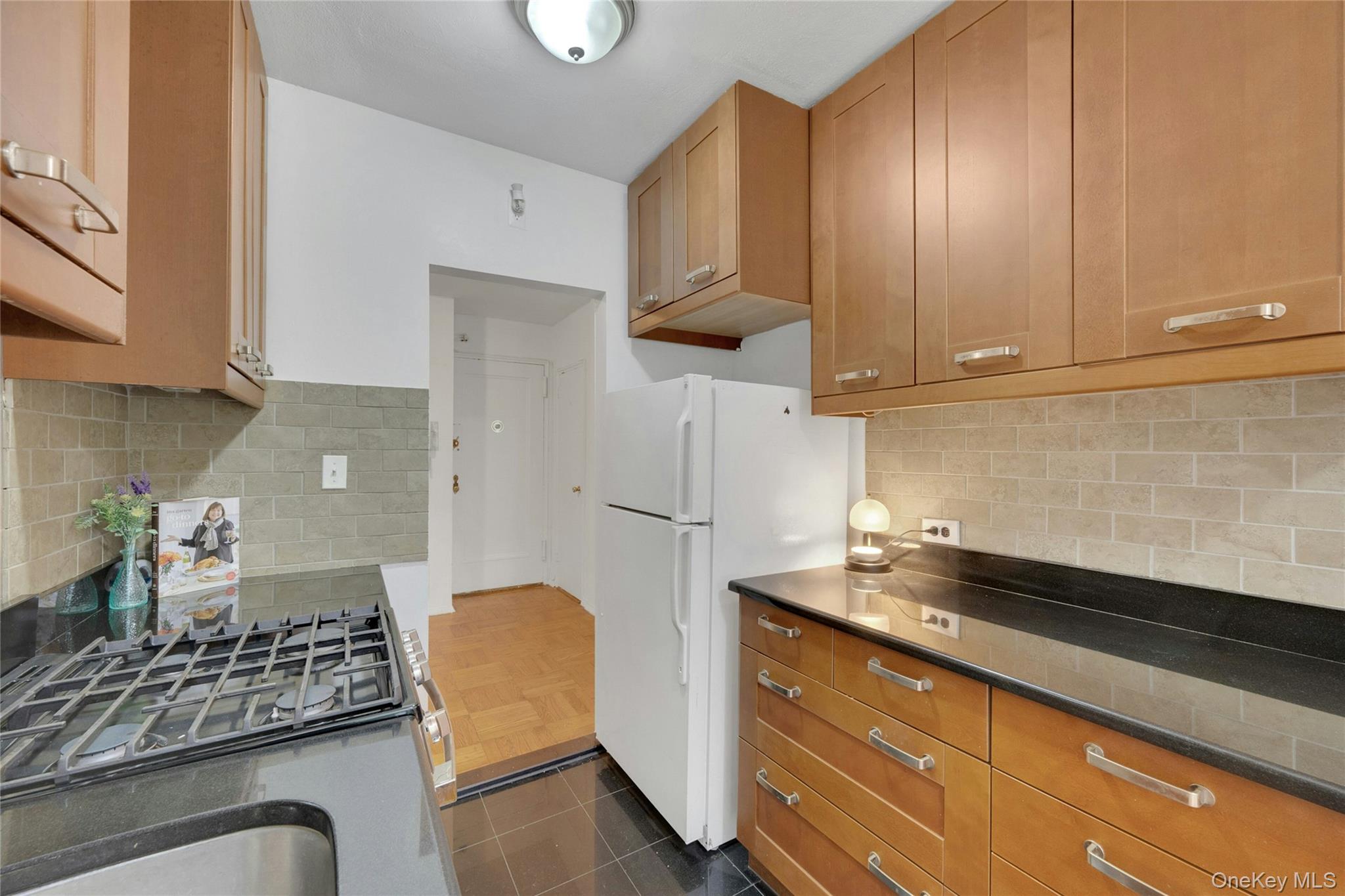 735 Kappock Street, Unit 2F photo 8
