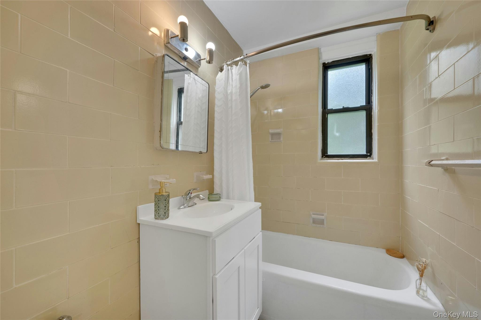 735 Kappock Street, Unit 2F photo 21