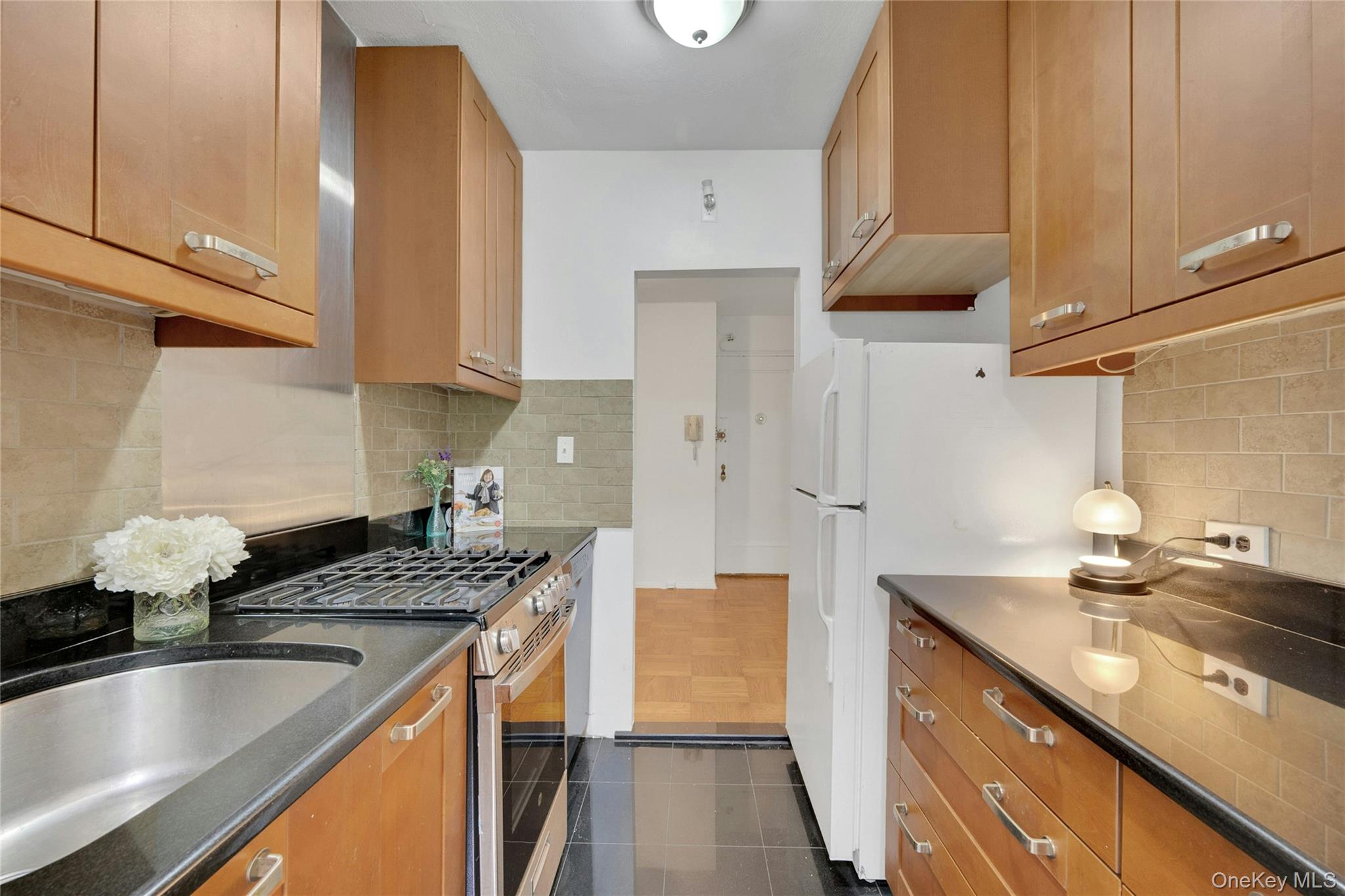 735 Kappock Street, Unit 2F photo 6