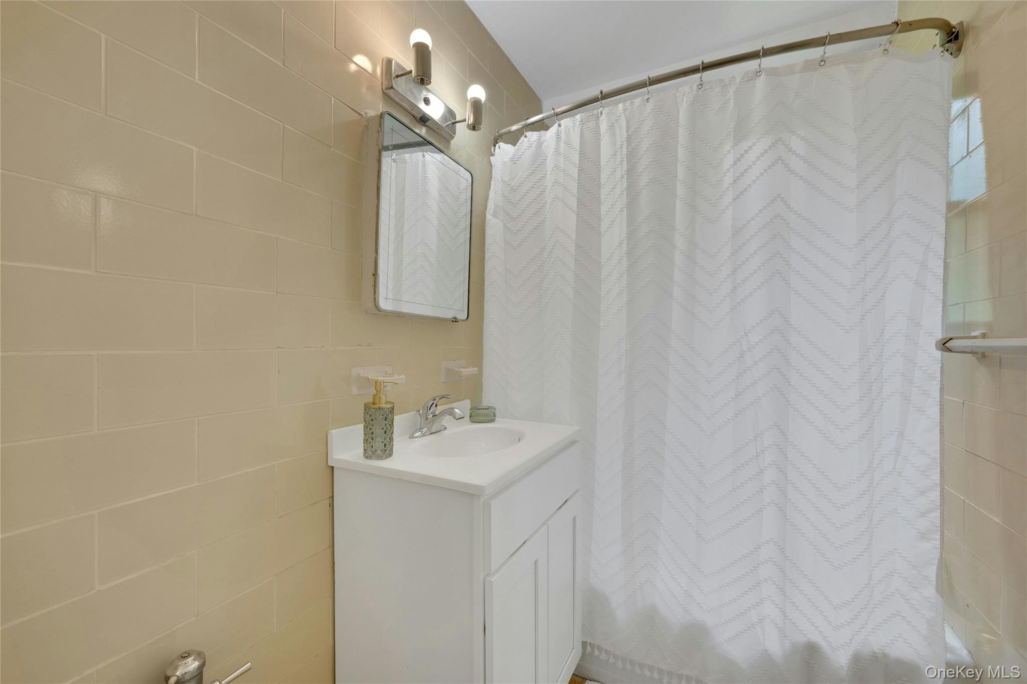 735 Kappock Street, Unit 2F photo 22