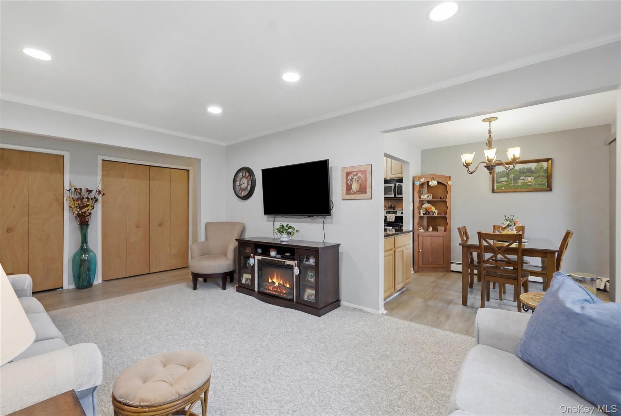 8 Heritage Drive, Unit E photo 19