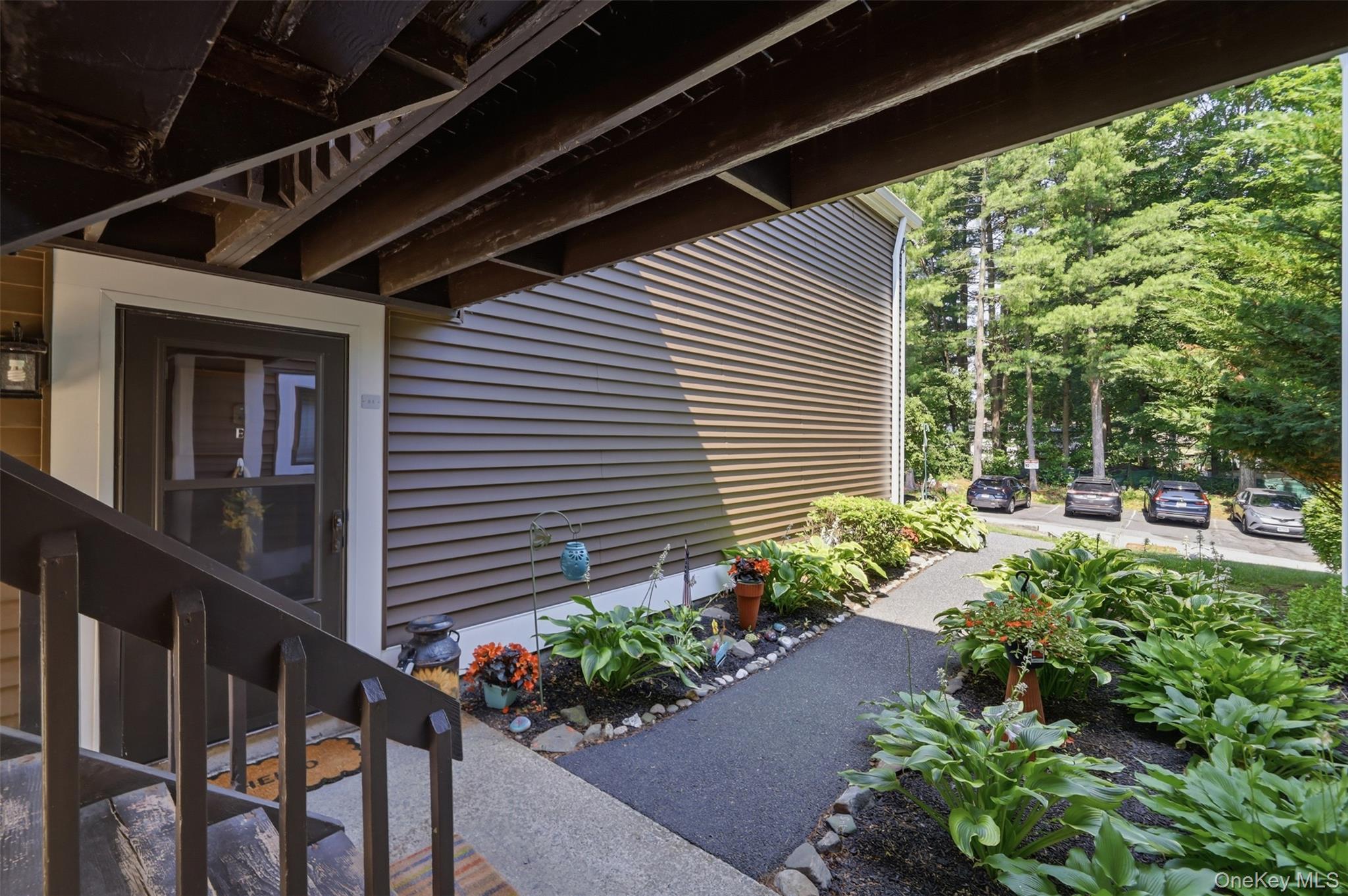 8 Heritage Drive, Unit E photo 8