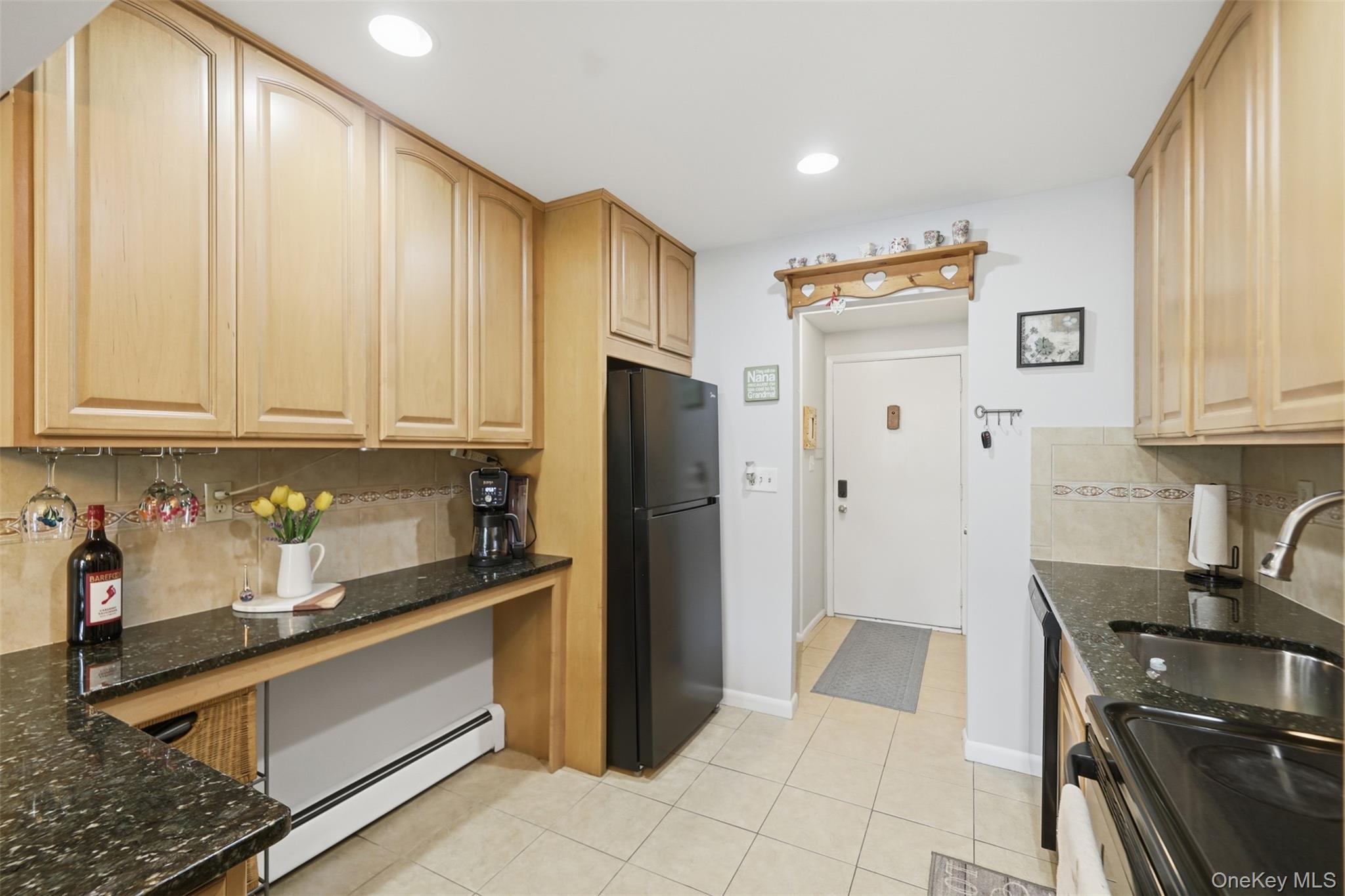 8 Heritage Drive, Unit E photo 11
