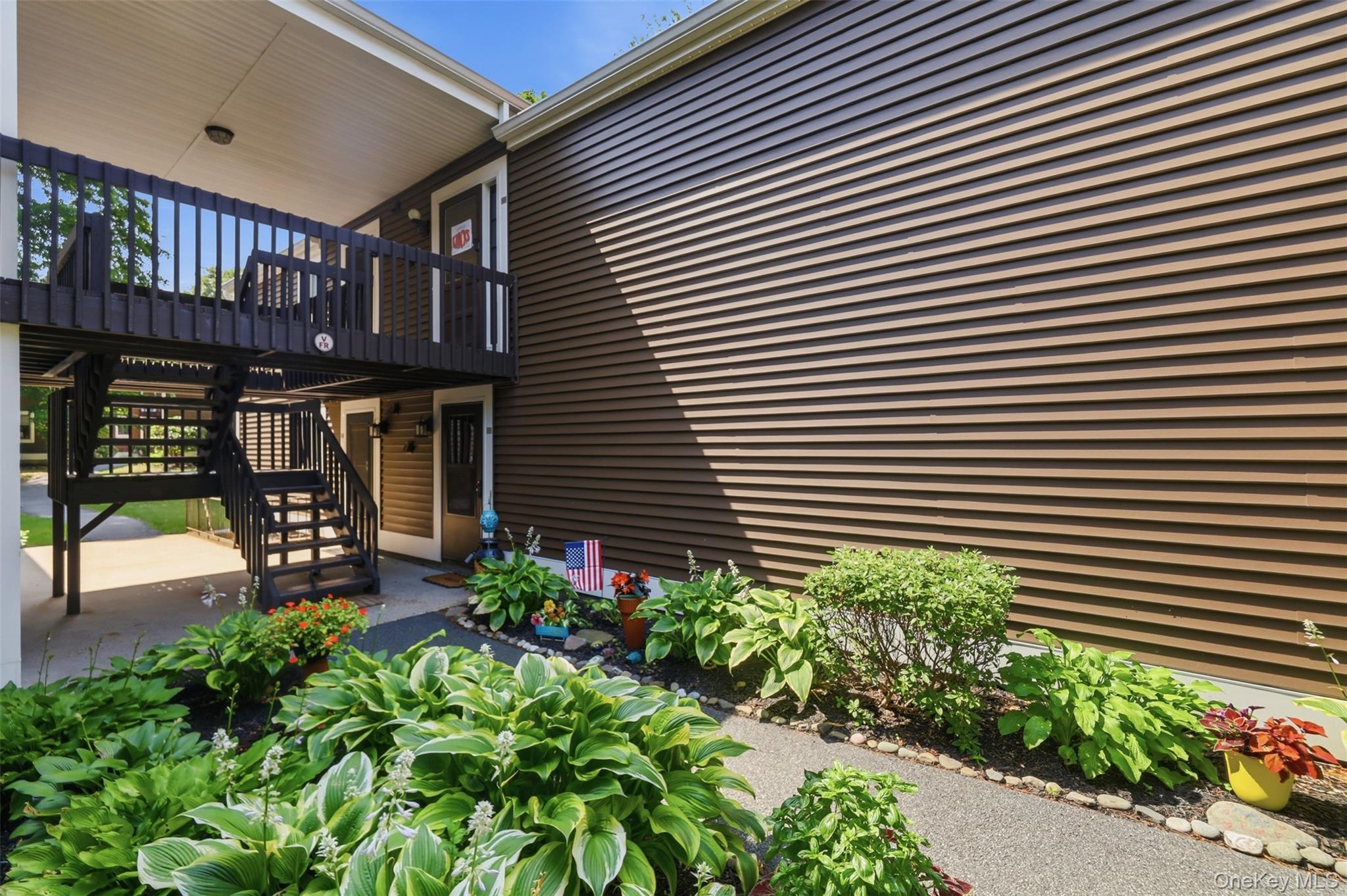 8 Heritage Drive, Unit E photo 7