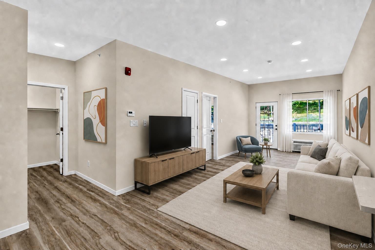 16 Dowd Street, Unit 202