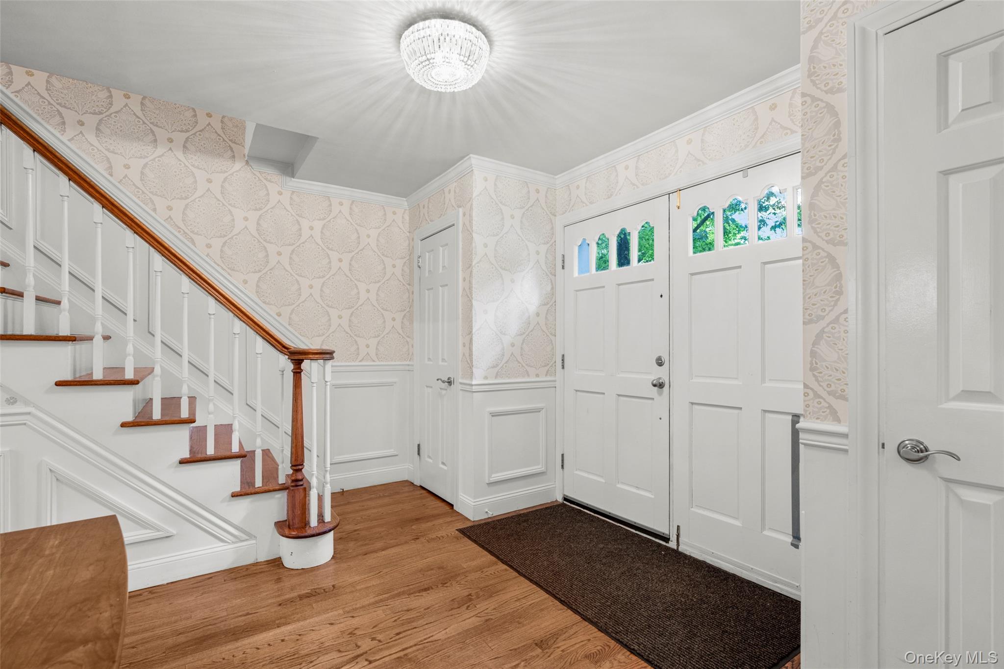 341 Orienta Avenue – For Rent photo 4
