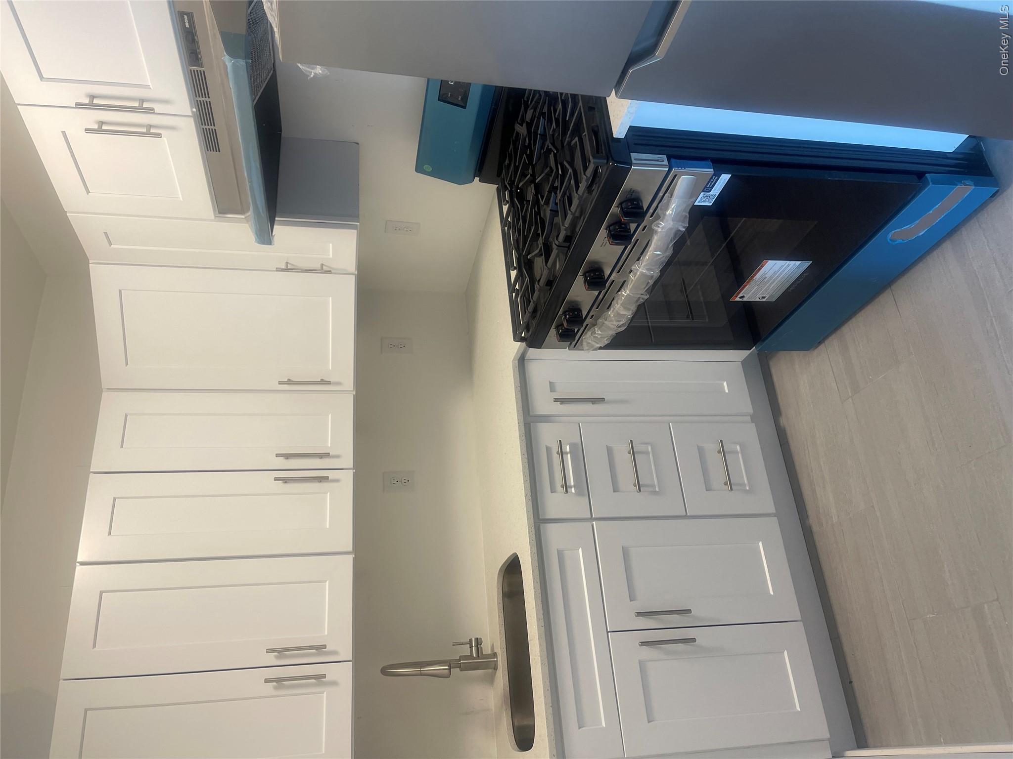671 Bronx River Road, Unit 4G photo 12