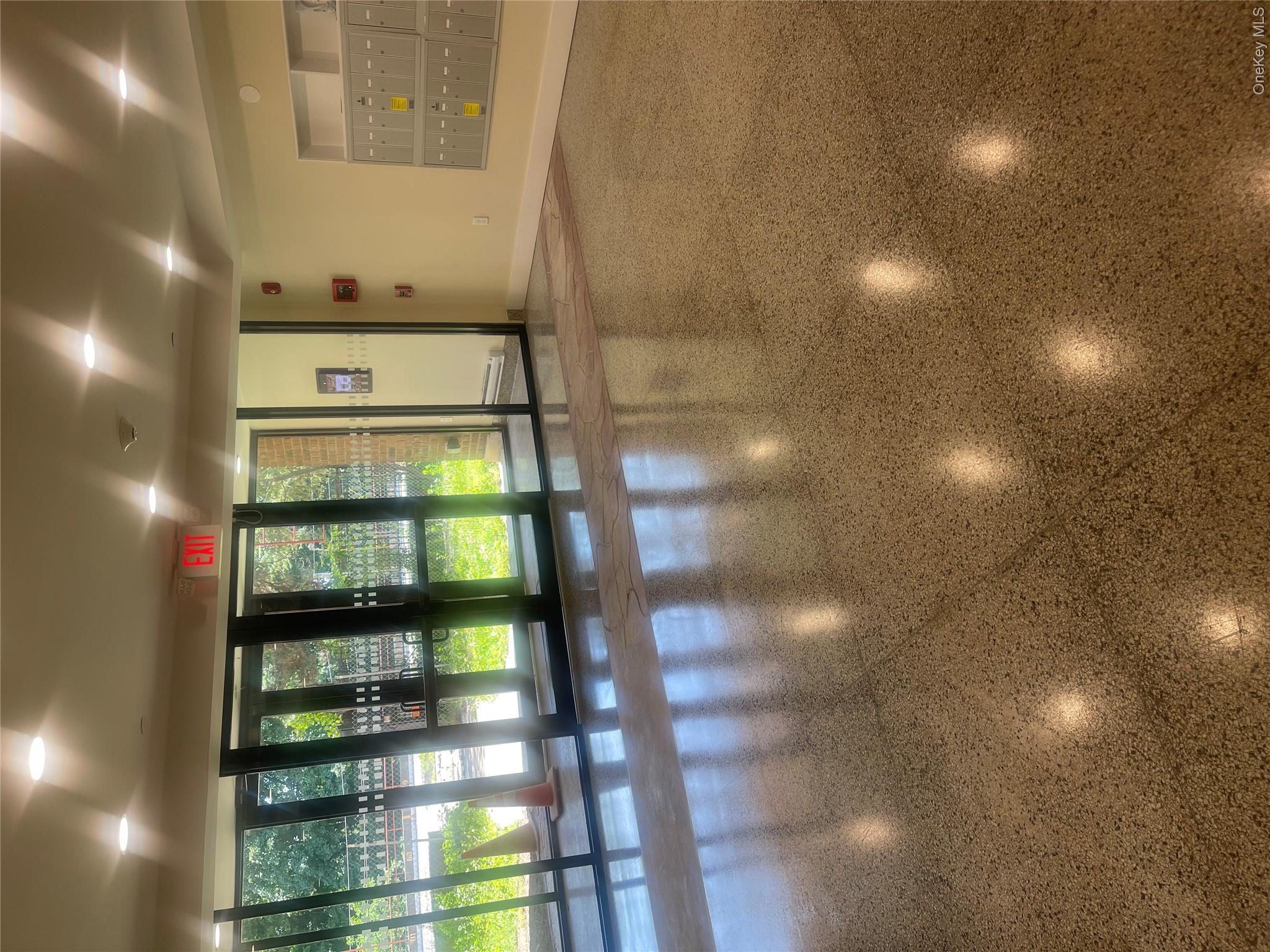 671 Bronx River Road, Unit 4G photo 6