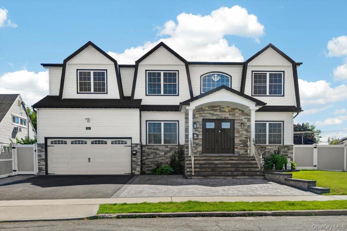 84 Choir Lane – For Sale