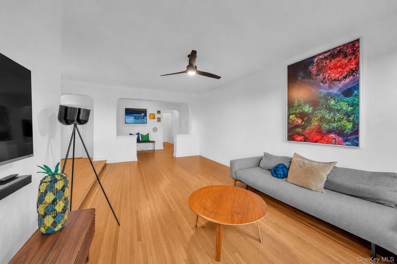 7615 35th Avenue, Unit 4E photo 5